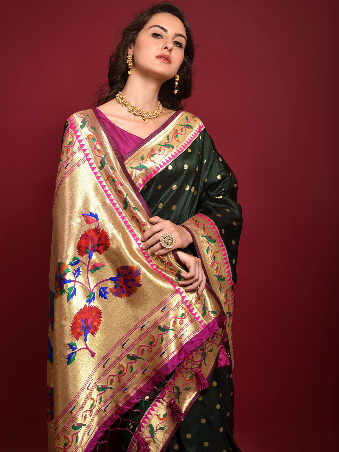 

Kandora Woven Design Zari Pure Silk Traditional Banarasi Saree, Green