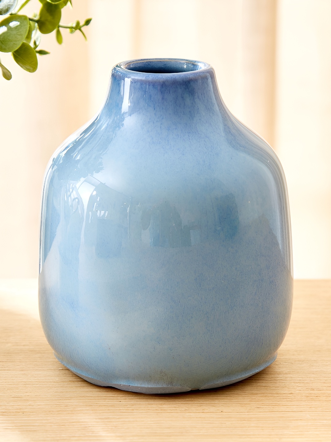 

Home Centre Splendid Homeshores Blue Glossy Ceramic Vases