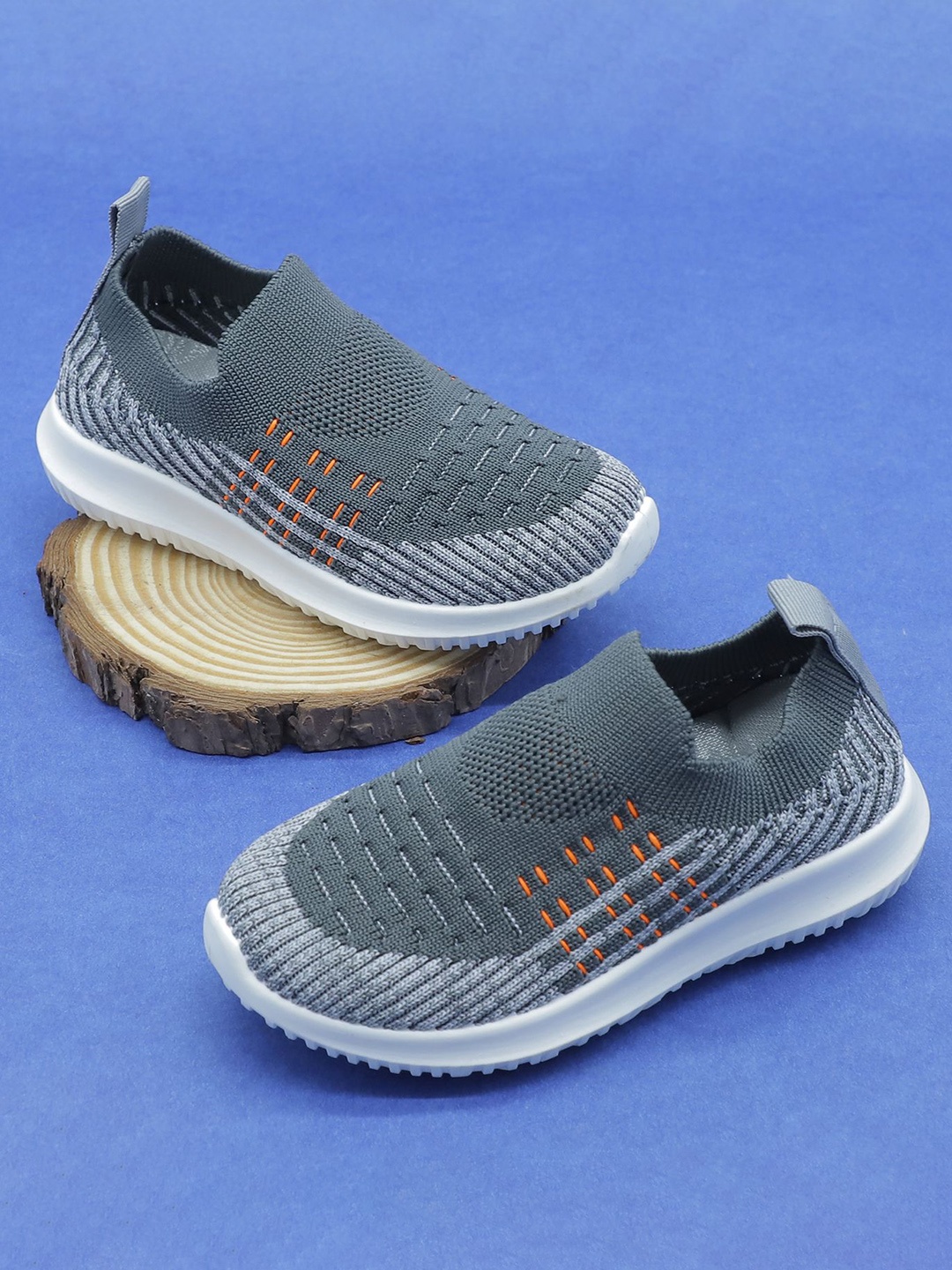 

NEW STEPS Kids Woven Design Sneakers, Grey