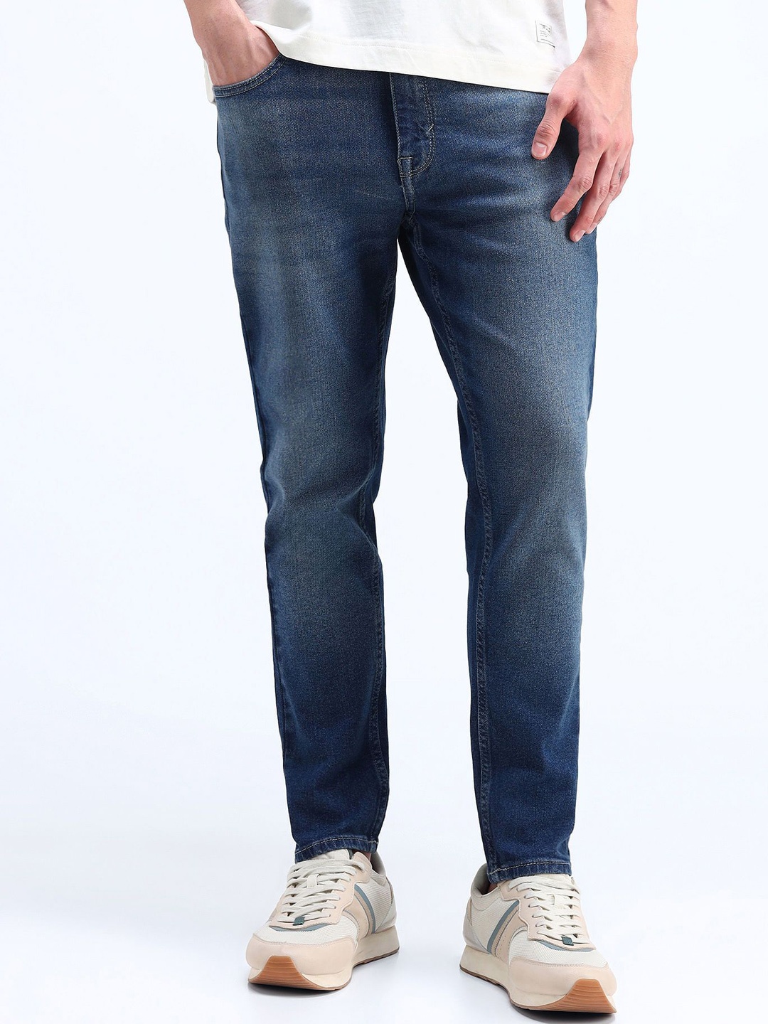 

Flying Machine Men Relaxed Fit Light Fade Stretchable Jeans, Blue