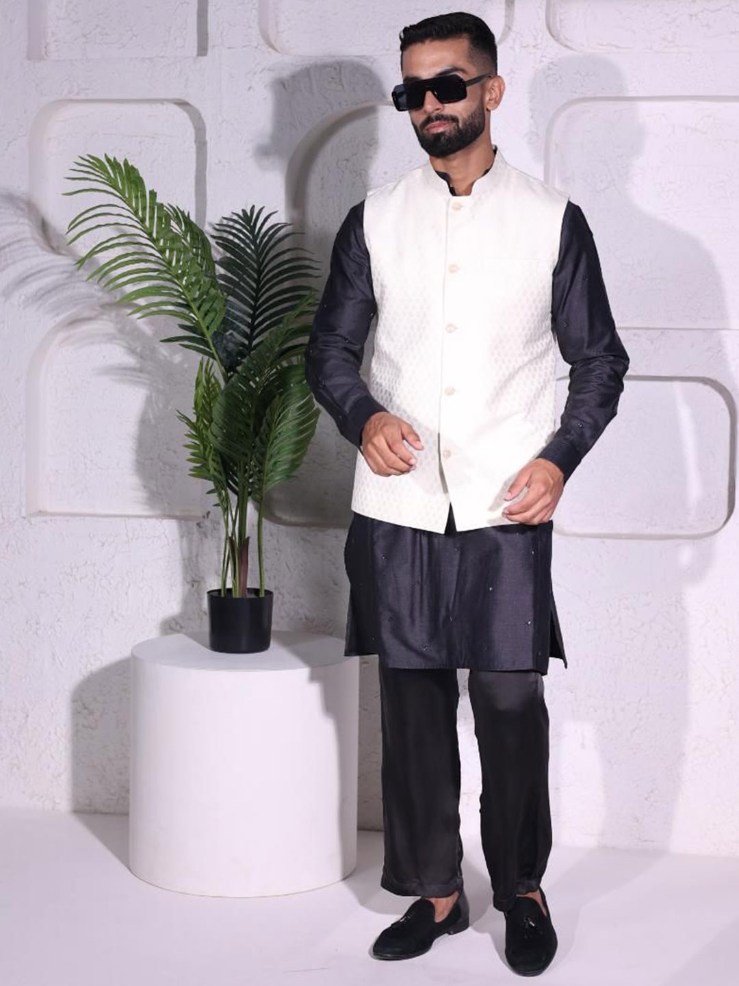 

INAAYA JAIPUR Woven Design Nehru Jacket, Off white