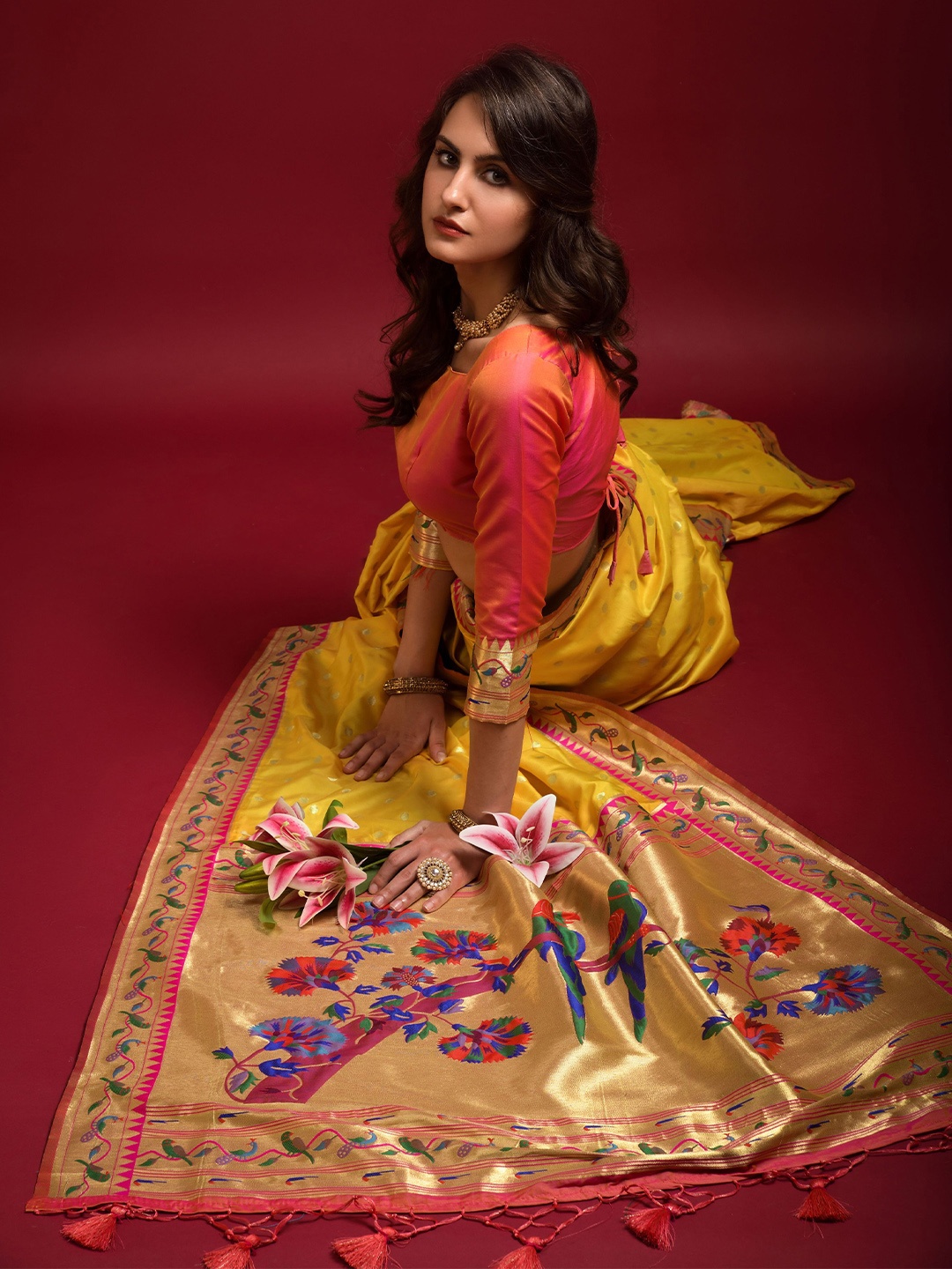 

Kandora Woven Design Zari Pure Silk Banarasi Saree, Yellow