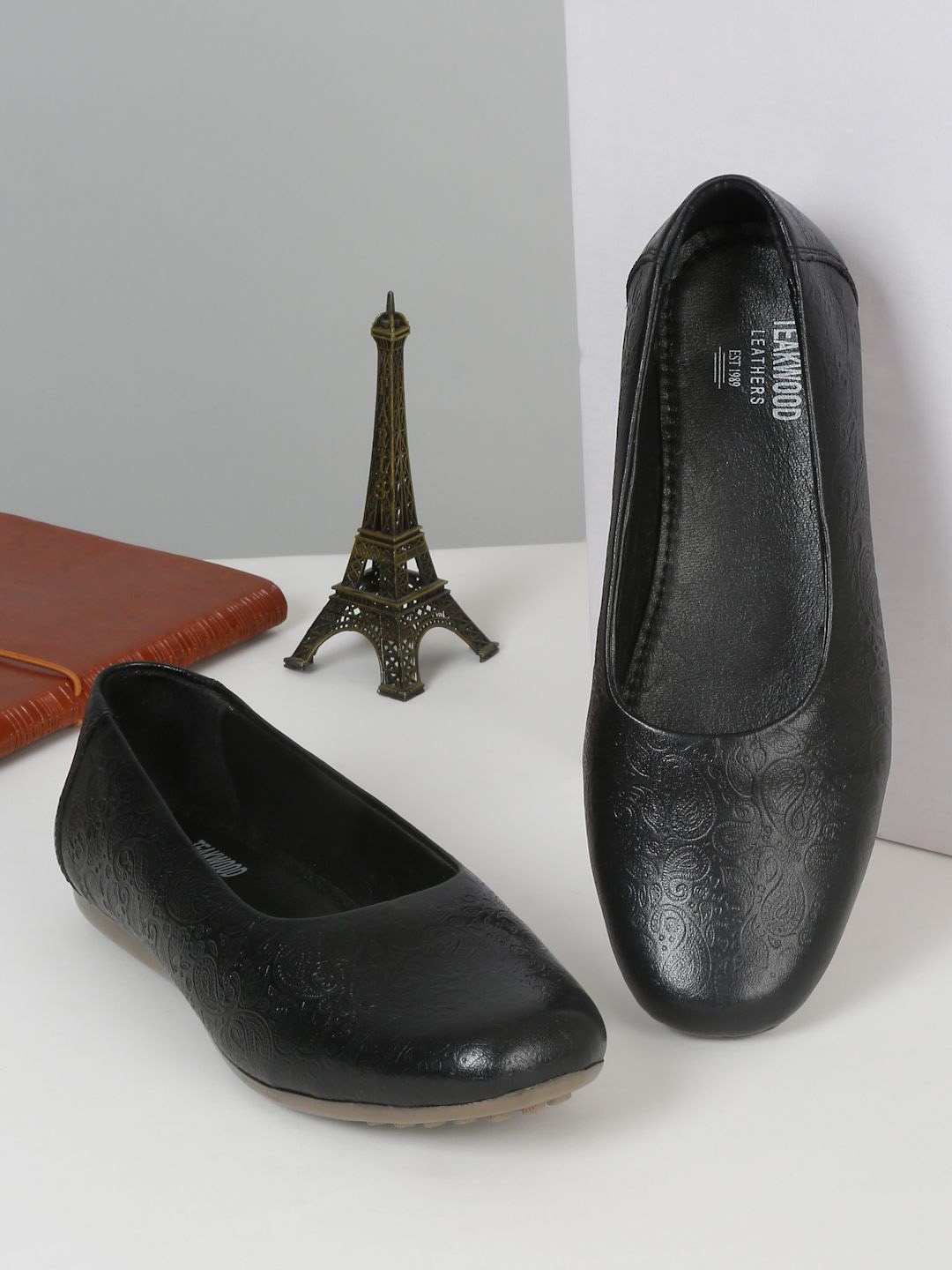 

Teakwood Leathers Women Leather Loafers, Black