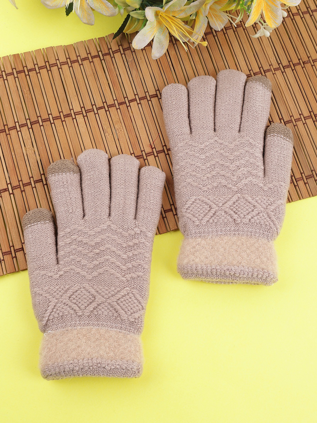 

ELLIS Unisex Patterned Acrylic Touchscreen Gloves, Beige