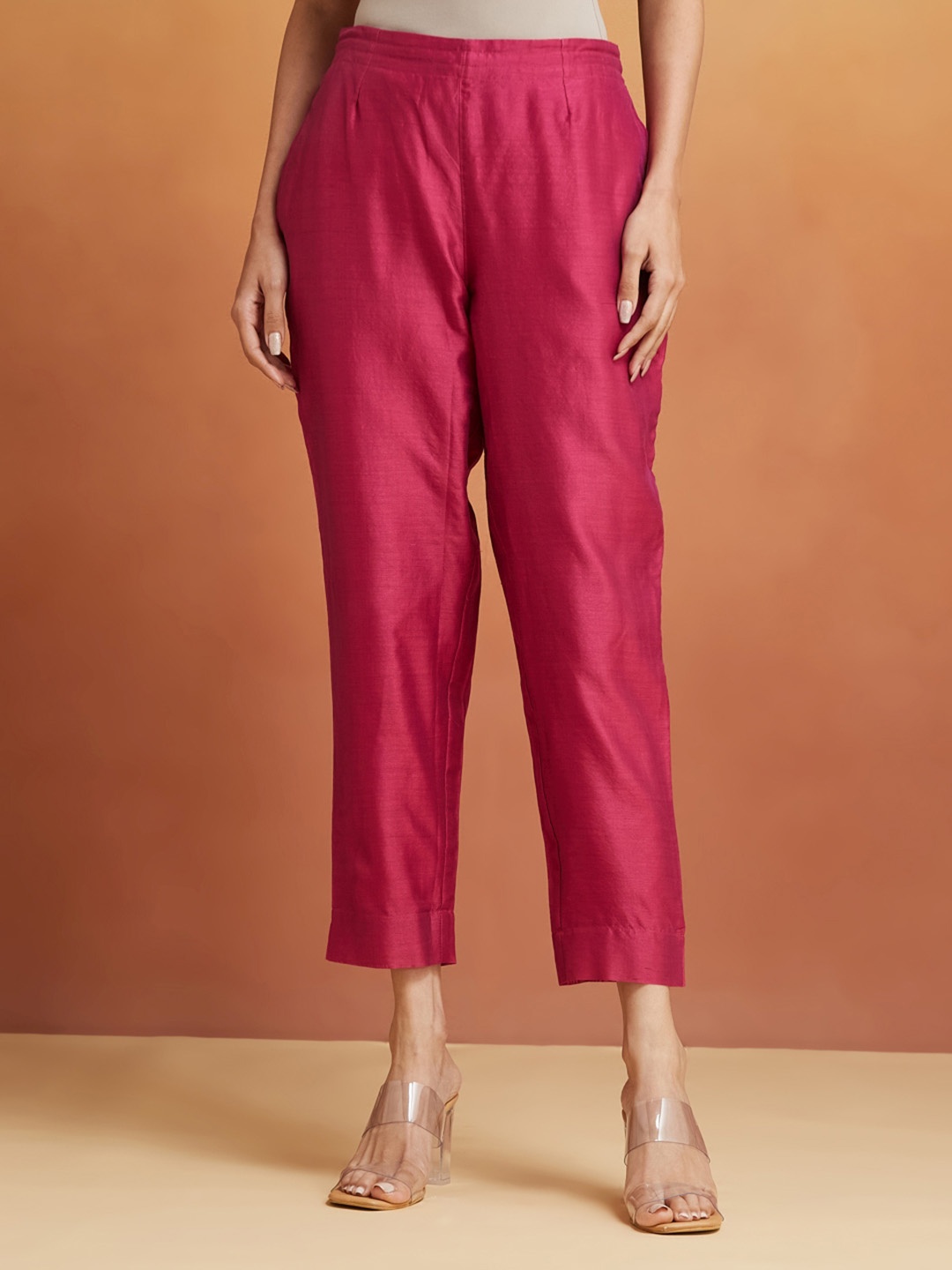 

Fabindia Women Solid Mid-Rise Trousers, Fuchsia