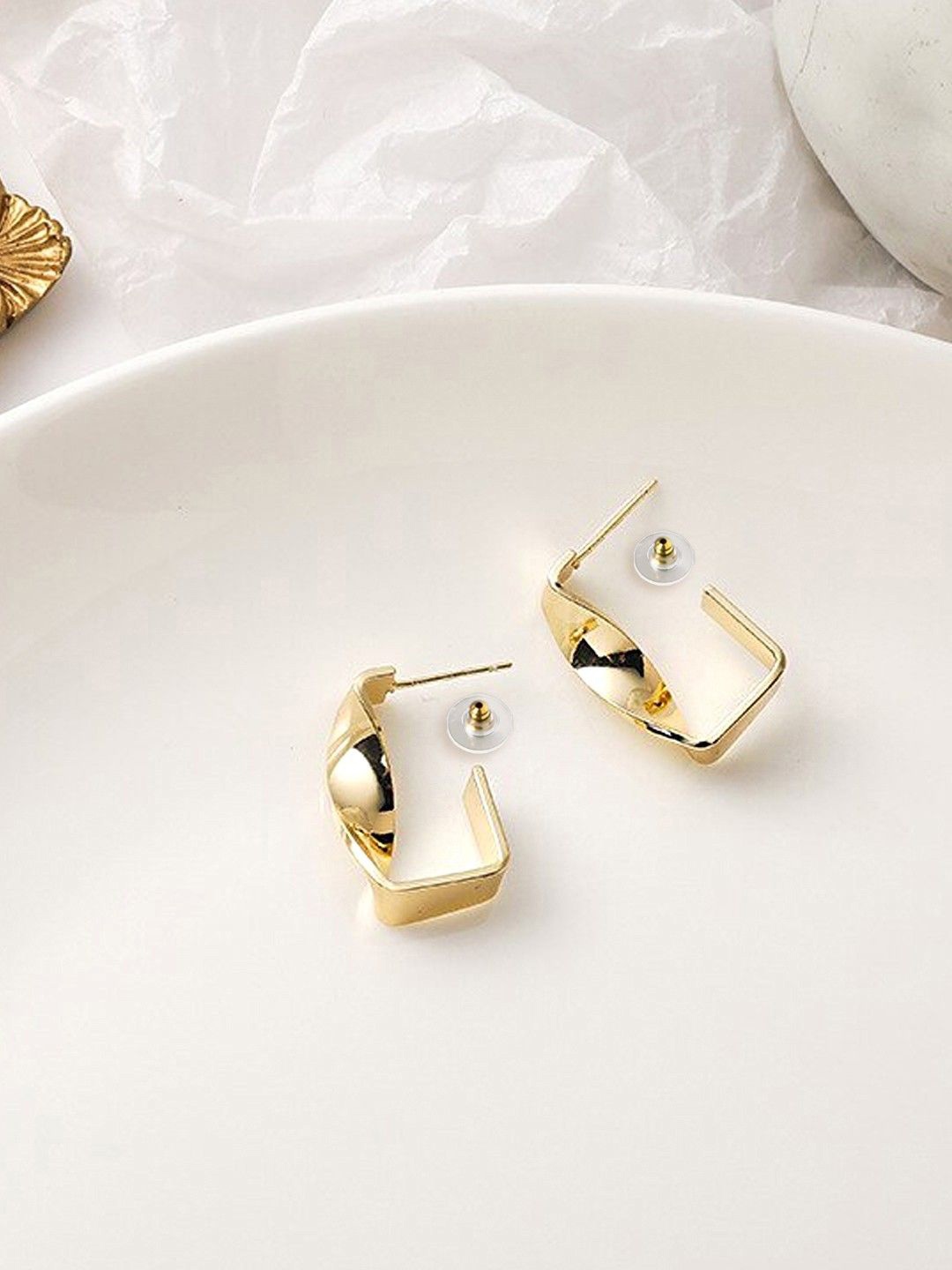 

KRENOZ Gold-Plated Stainless Steel Geometric Twisted Half Hoop Earrings