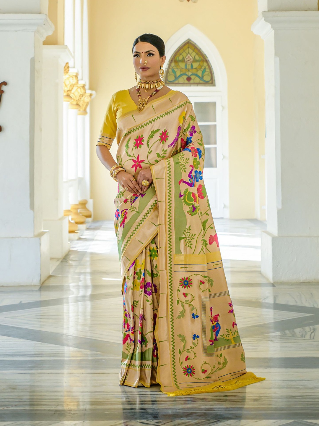 

Kandora Woven Design Zari Pure Silk Banarasi Saree, Green