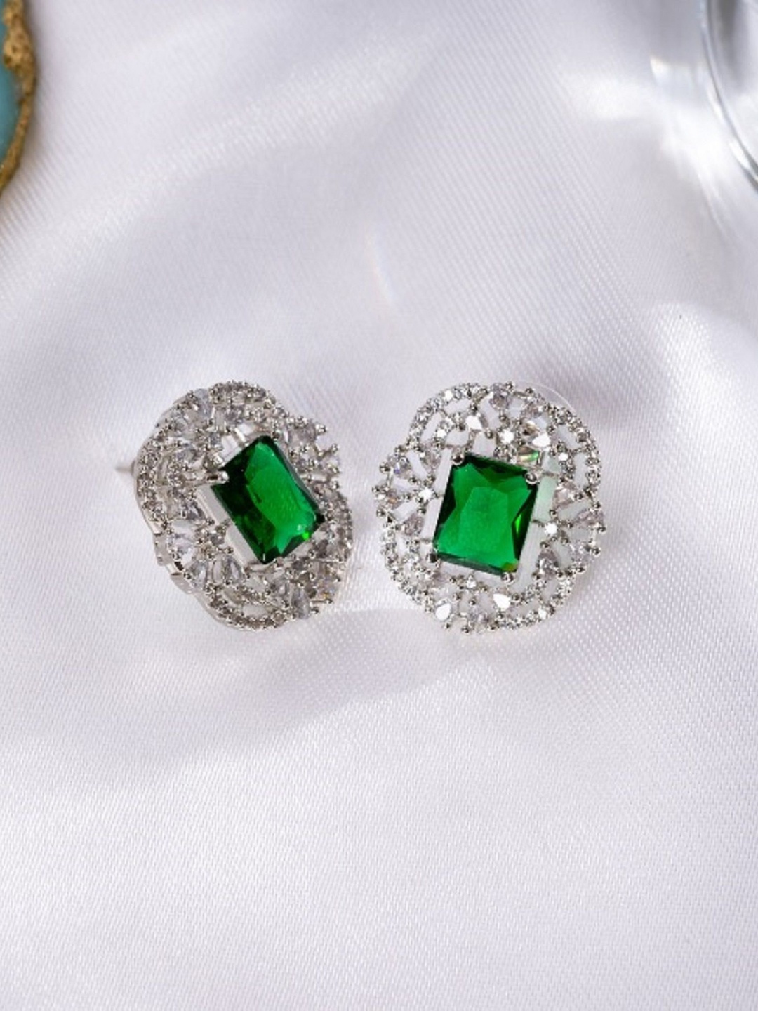 

PUTSTYLE Silver-Plated Trendy Vintage Square American Diamond Stone Studded Studs
