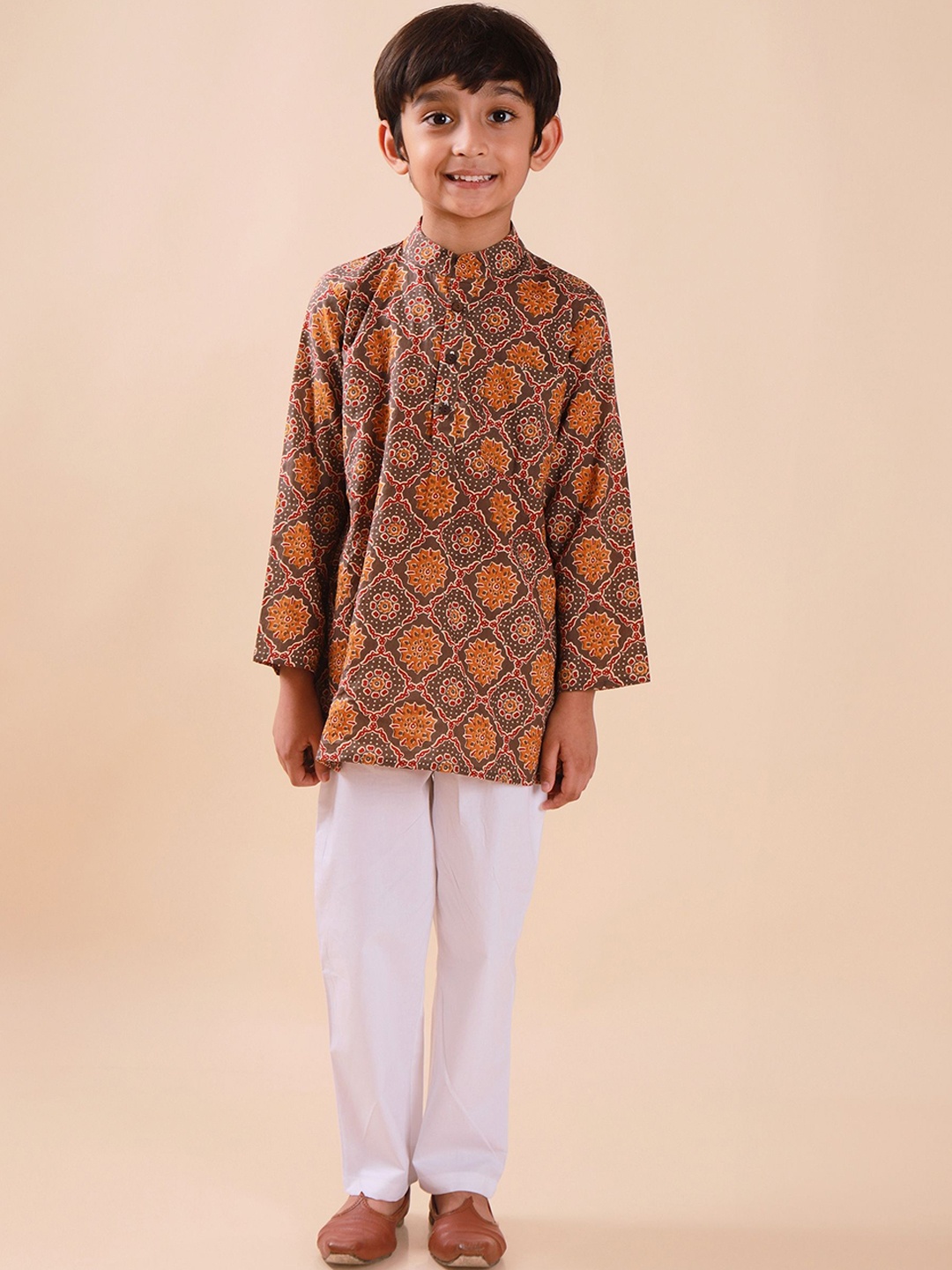 

Sangria Boys Printed Pure Cotton Straight Kurtas, Grey