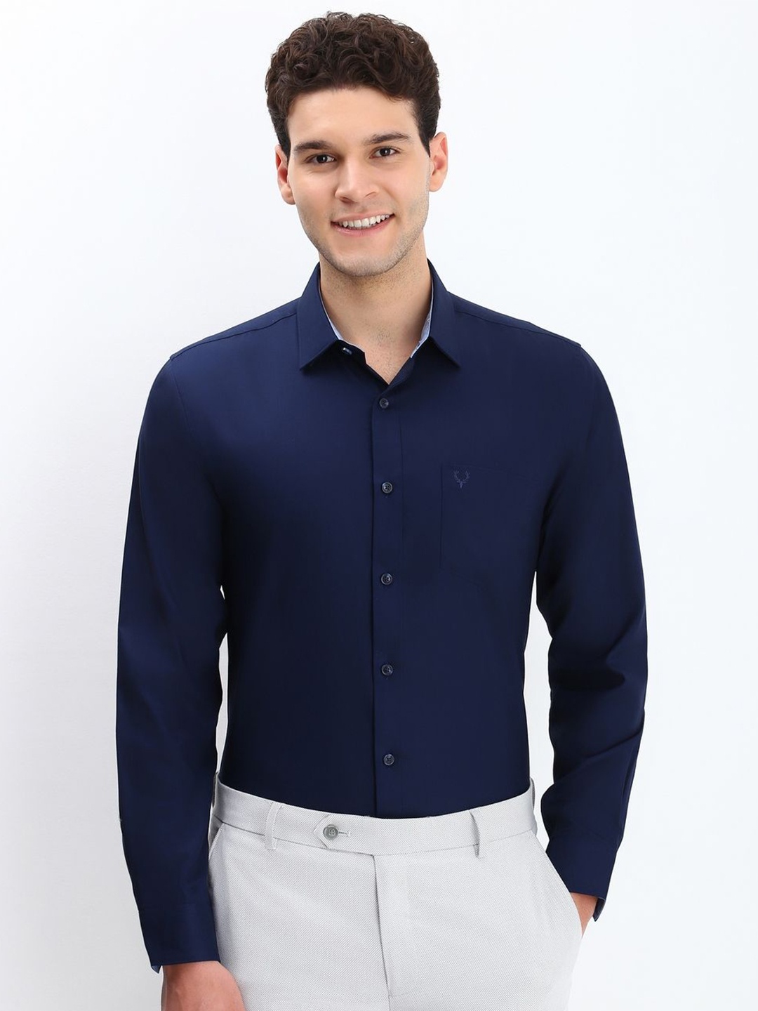 

Allen Solly Men Spread Collar Solid Cotton Slim Fit Formal Shirt, Navy blue