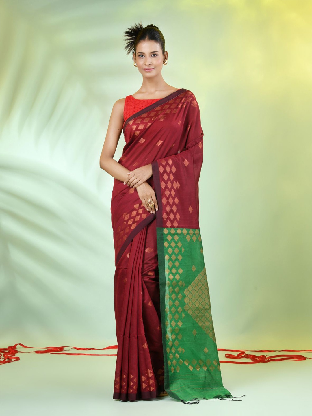 

Charukriti Zari Saree, Maroon