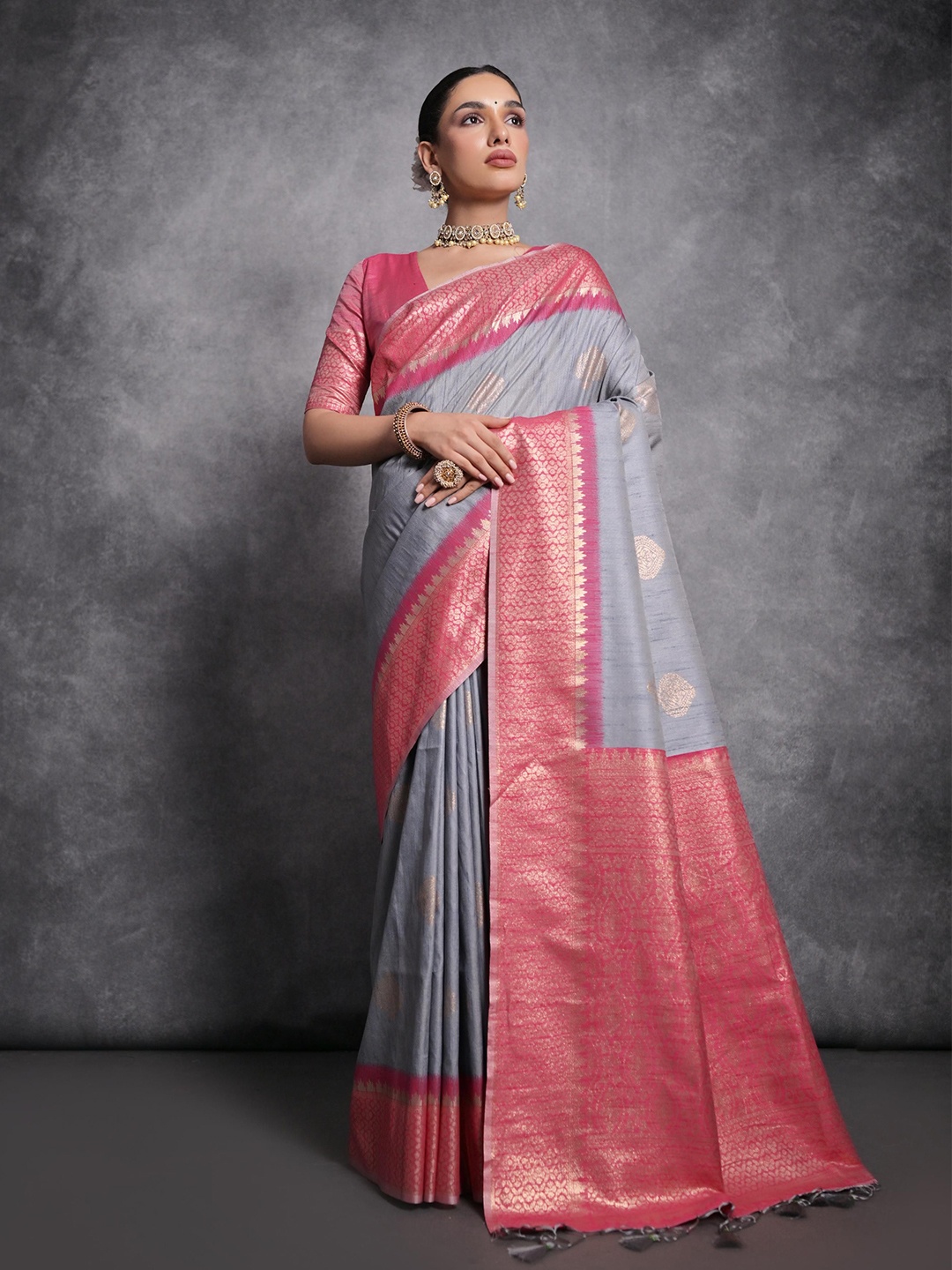 

Kandora Woven Design Zari Pure Silk Tussar Saree, Grey