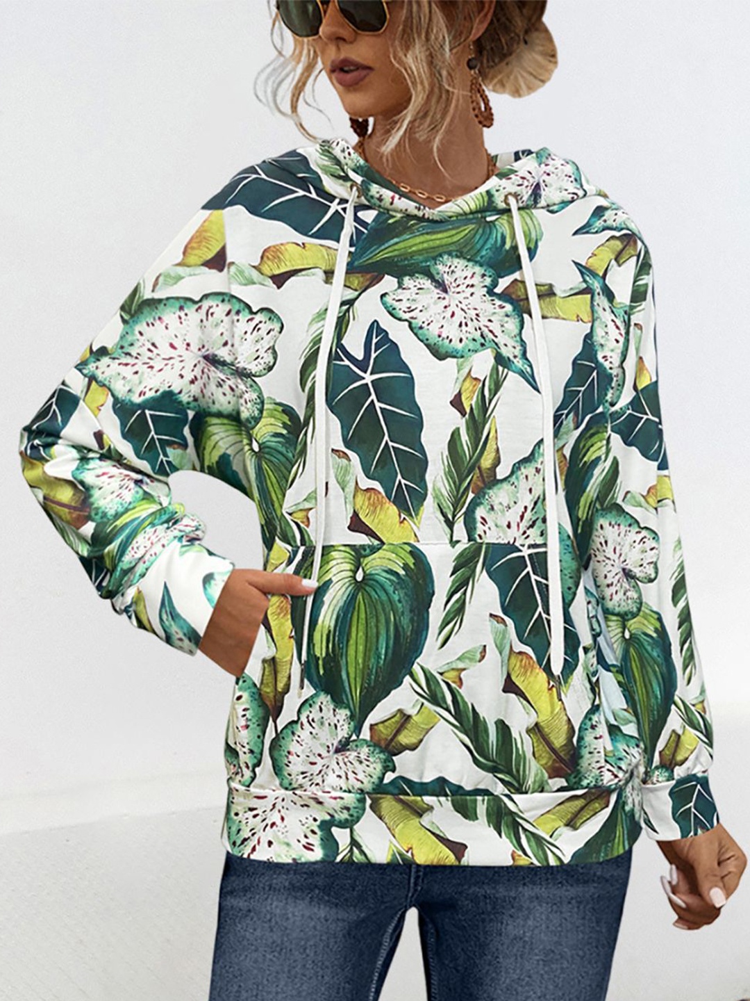 

StyleCast x Revolte Women Floral Printed Hood Pullover Sweatshirt, Green