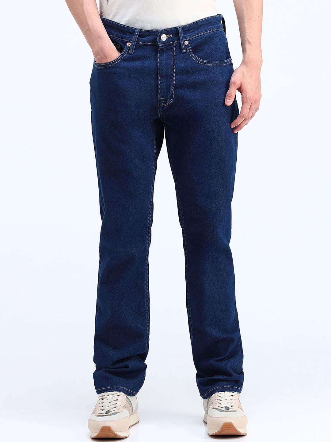 

Flying Machine Men Straight Fit Stretchable Jeans, Blue