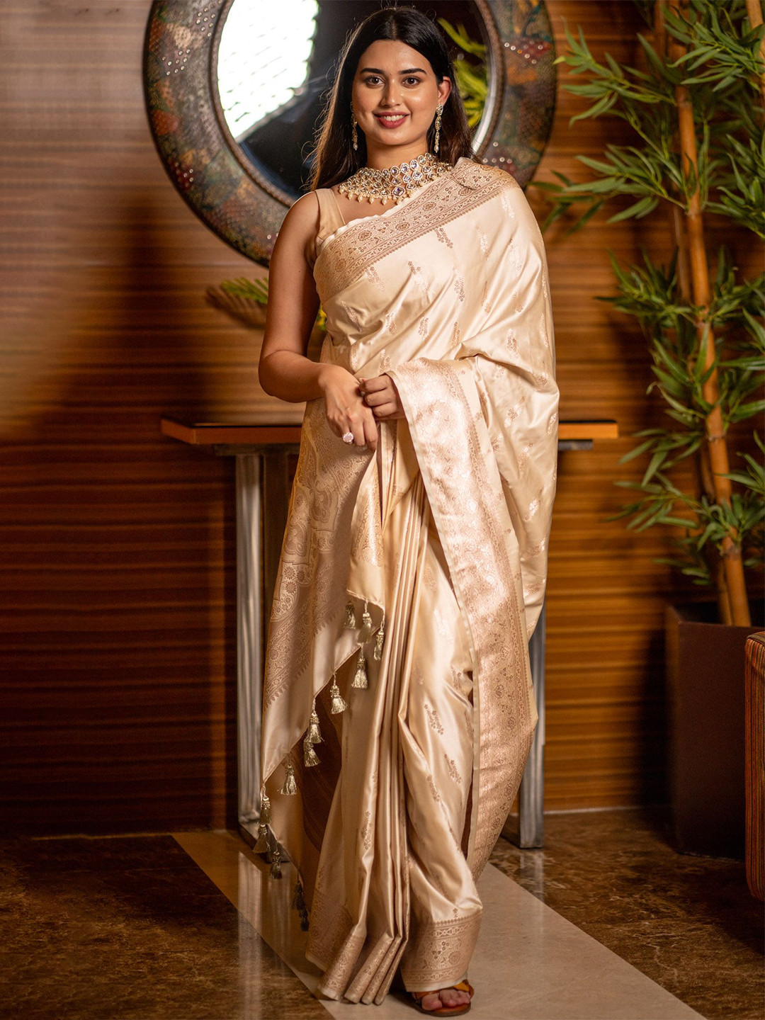 

I LOVE SAREES Woven Design Zari Pure Cotton Banarasi Saree, Beige