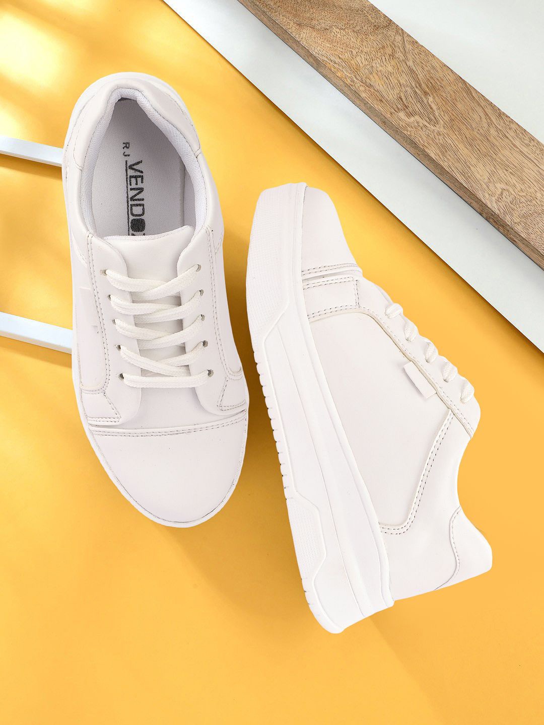 

VENDOZ Women Solid Sneakers, White