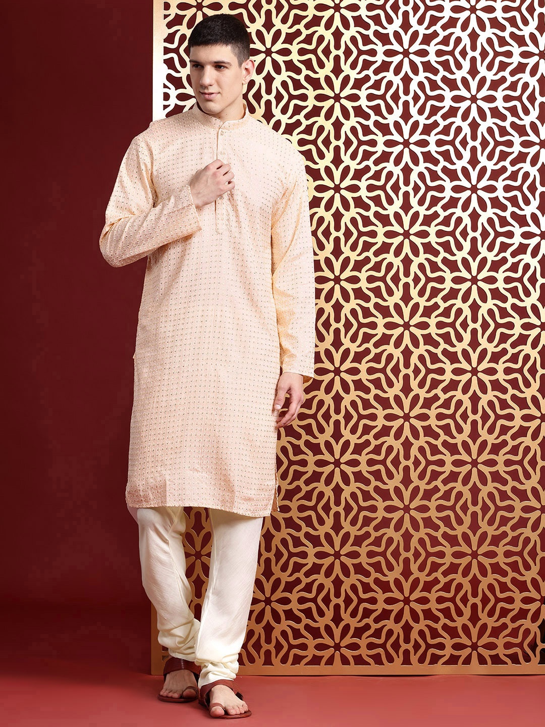 

MANQ Geometric Embroidered Mandarin Collar Sequins Straight Kurta, Peach
