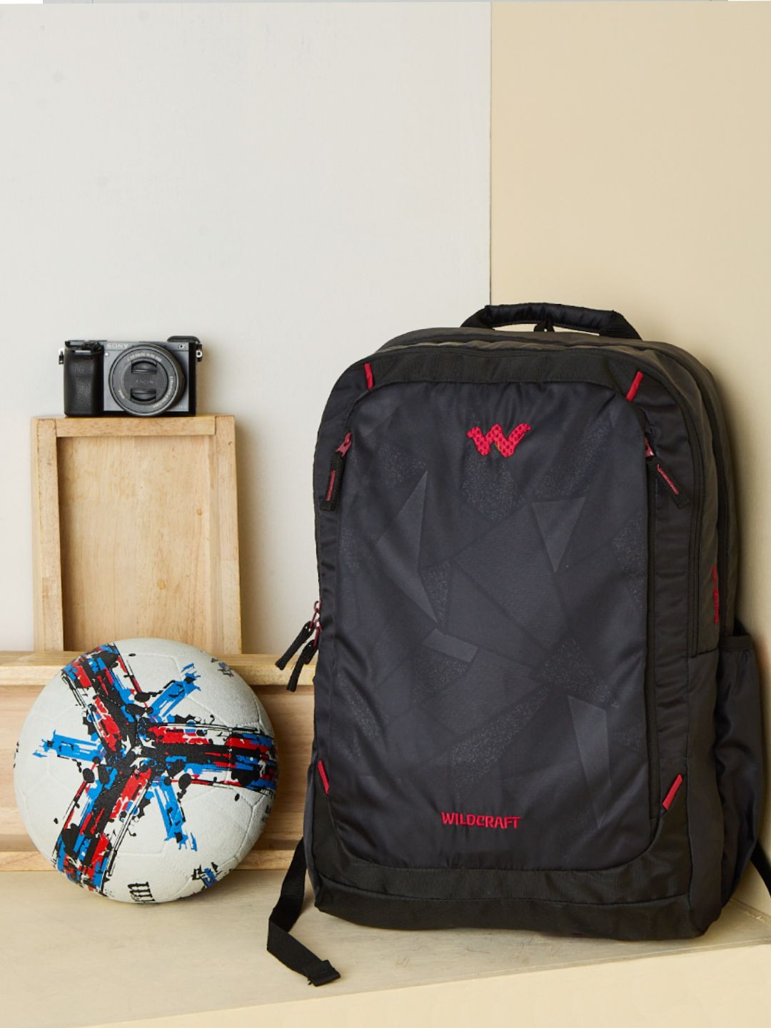 

Wildcraft Evo Edge 30 Unisex Geometric Printed Up to 16 inch Laptop Backpack, Black