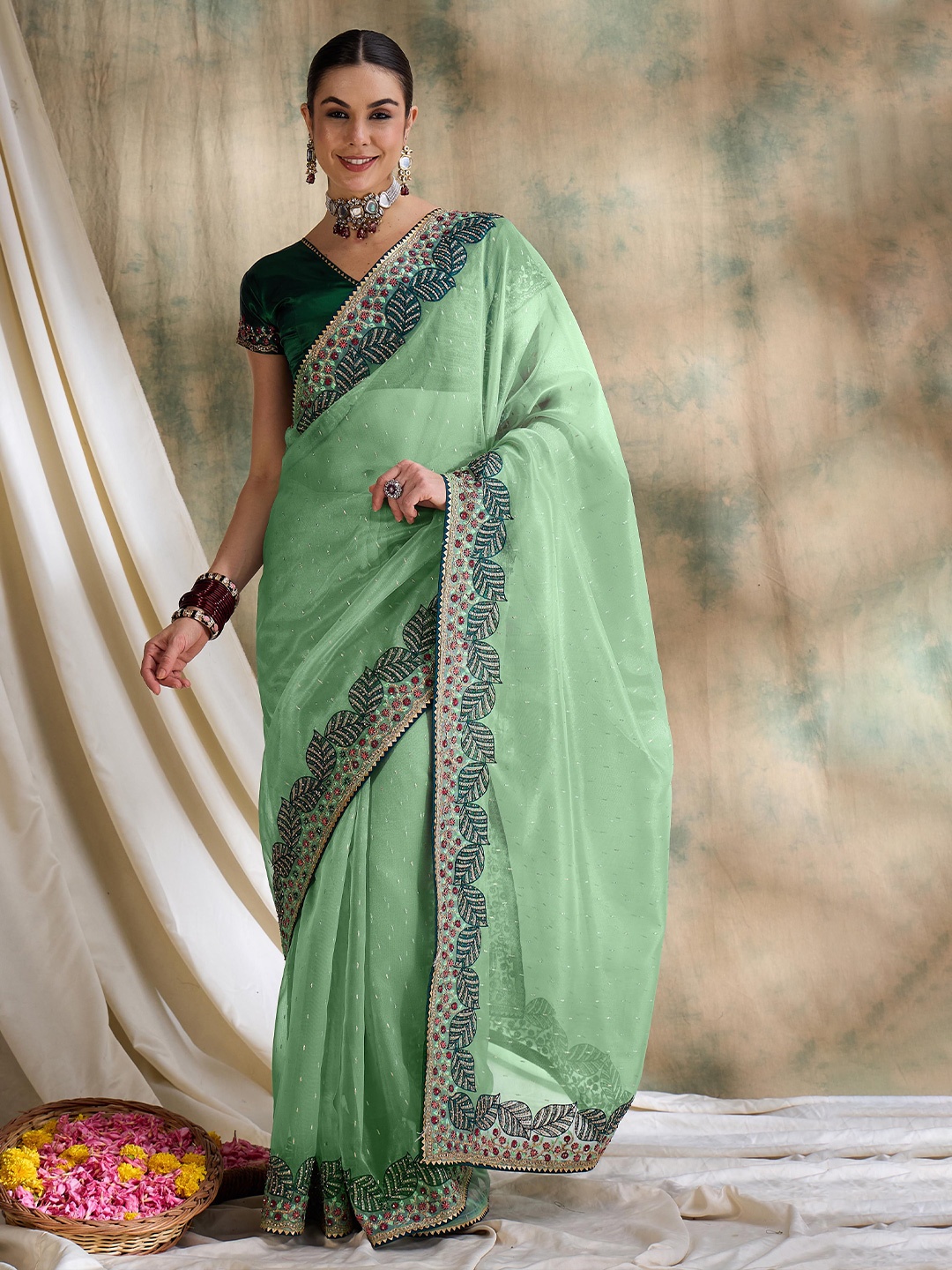 

Sangria Floral Embroidered Saree With Blouse, Sea green