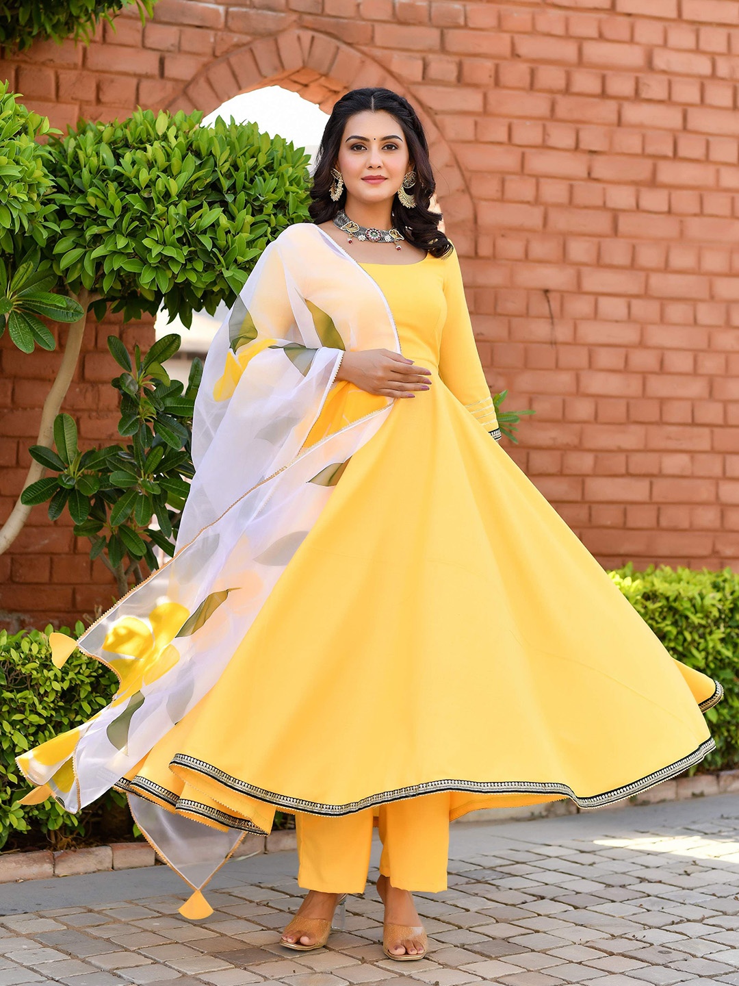 

Anastay Clothing Women Regular Cotton Silk Kurta with Palazzos & Dupatta, Yellow