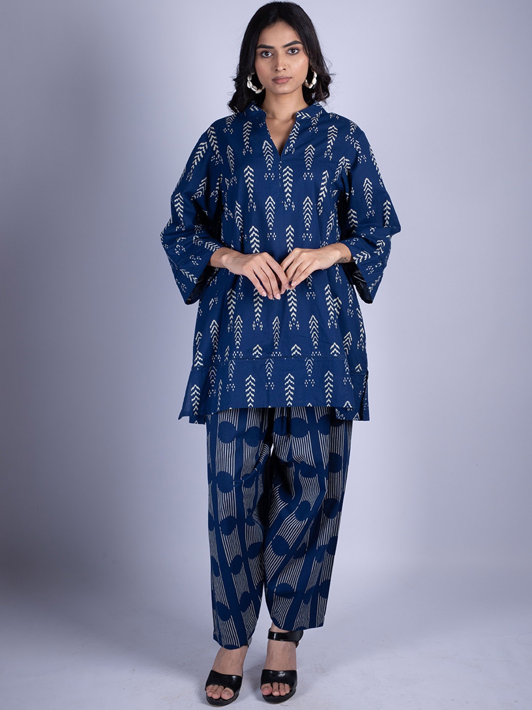 

HUE & HIDE Printed Pure Cotton Tunic With Trouser Co-Ords, Blue