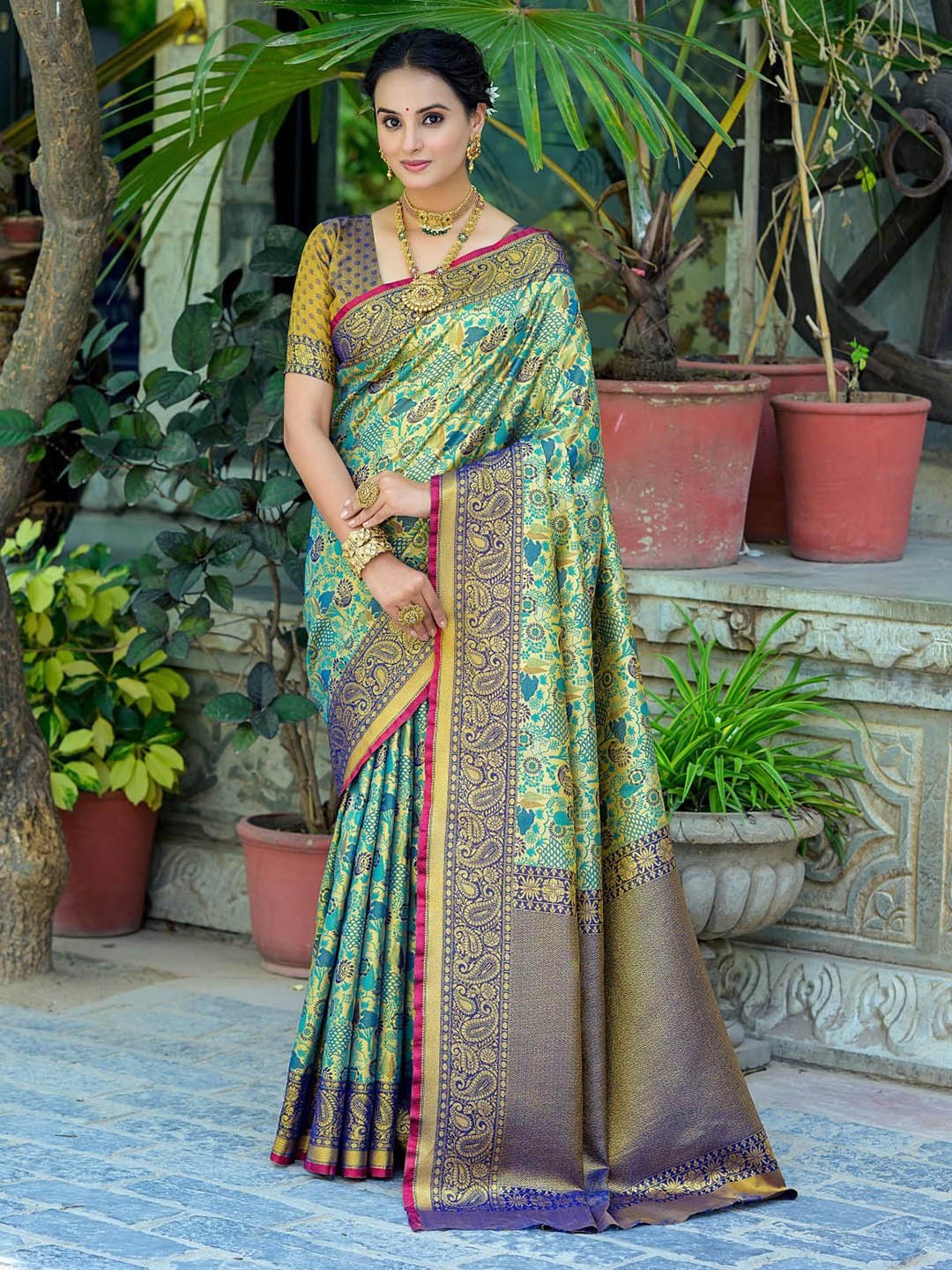 

Kandora Woven Design Zari Pure Silk Kanjeevaram Saree, Blue