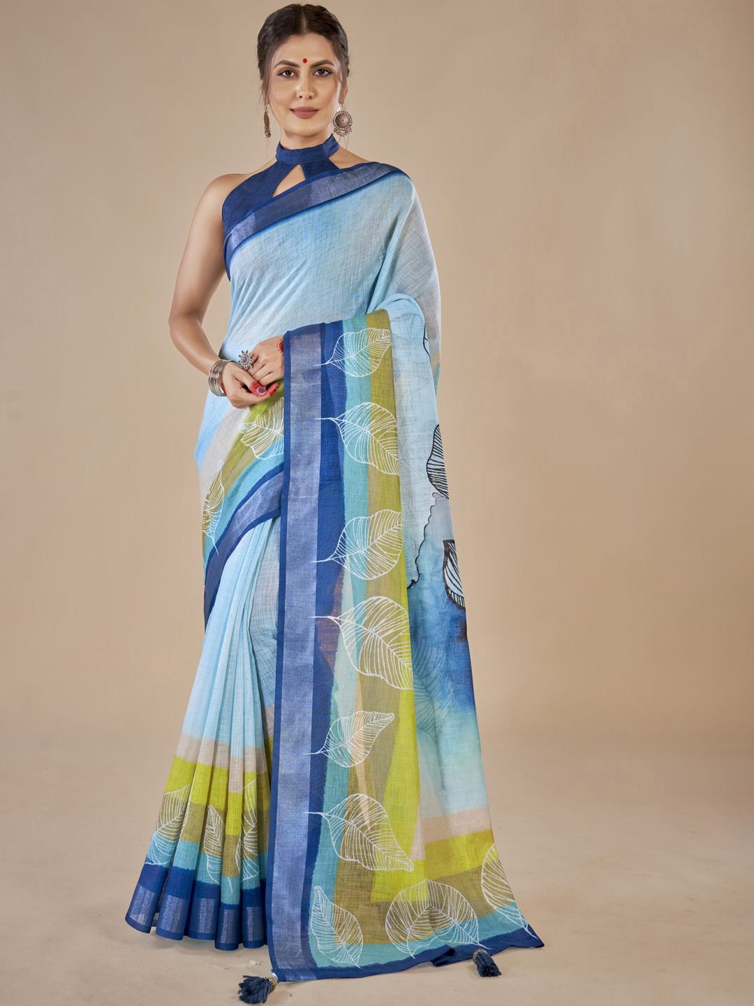 

STYLE SAMSARA Floral Printed Zari Saree, Blue