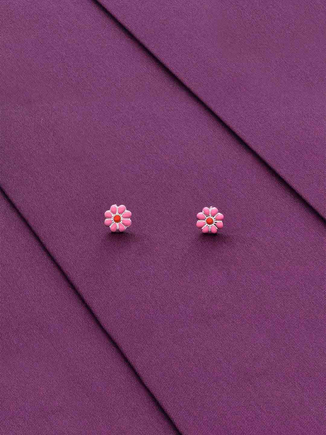 

KAI JEWEL Contemporary Studs Earrings, Silver