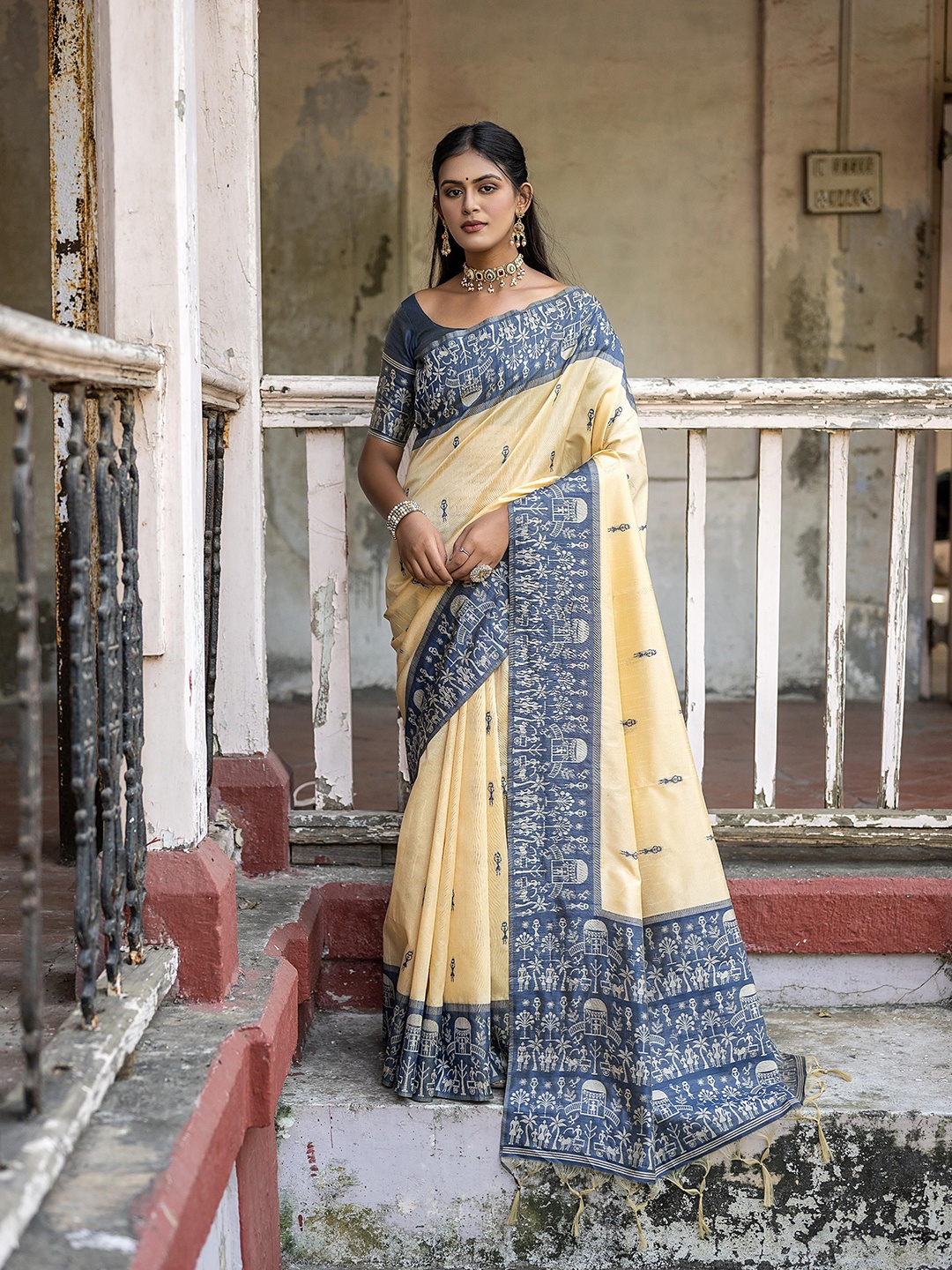 

Kandora Woven Design Pure Silk Saree, Blue