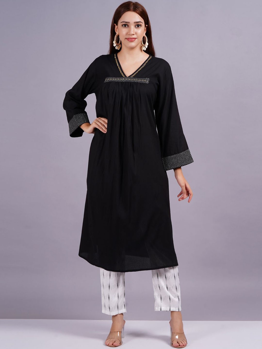 

JC4U V-Neck Zari A-Line Kurta with Trouser Kurta Set, Black