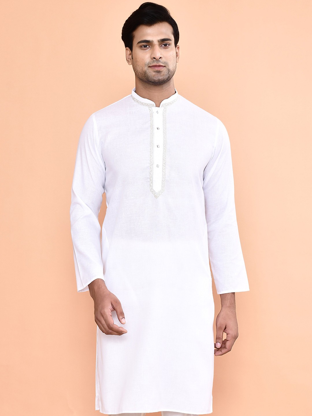 

MAAHI FABS Men Thread Work Pure Cotton Kurta, White