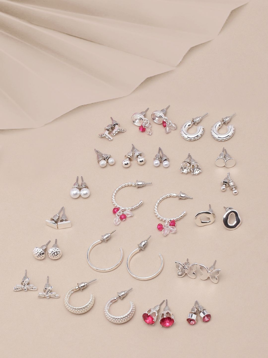 

KPOP Set Of 20 Silver Plated Rhinestone Contemporary Studs