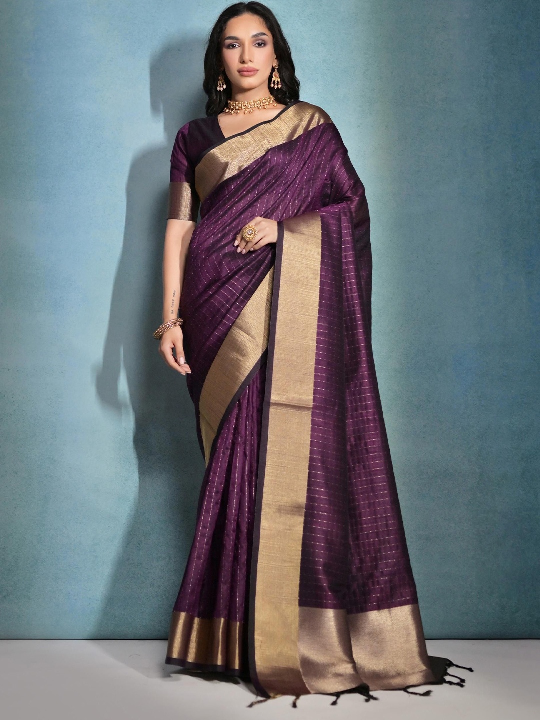 

Kandora Woven Design Zari Pure Silk Banarasi Saree, Violet