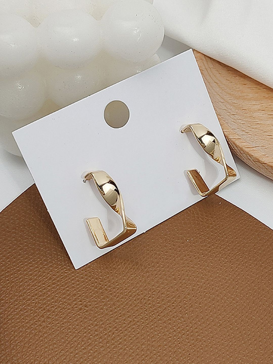 

FIMBUL Gold Plated Geometric Drop Earrings