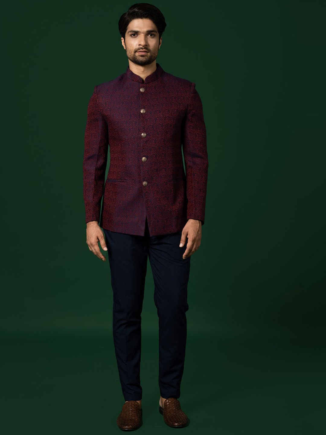 

KISAH Woven-Design Bandhgala Blazer, Maroon