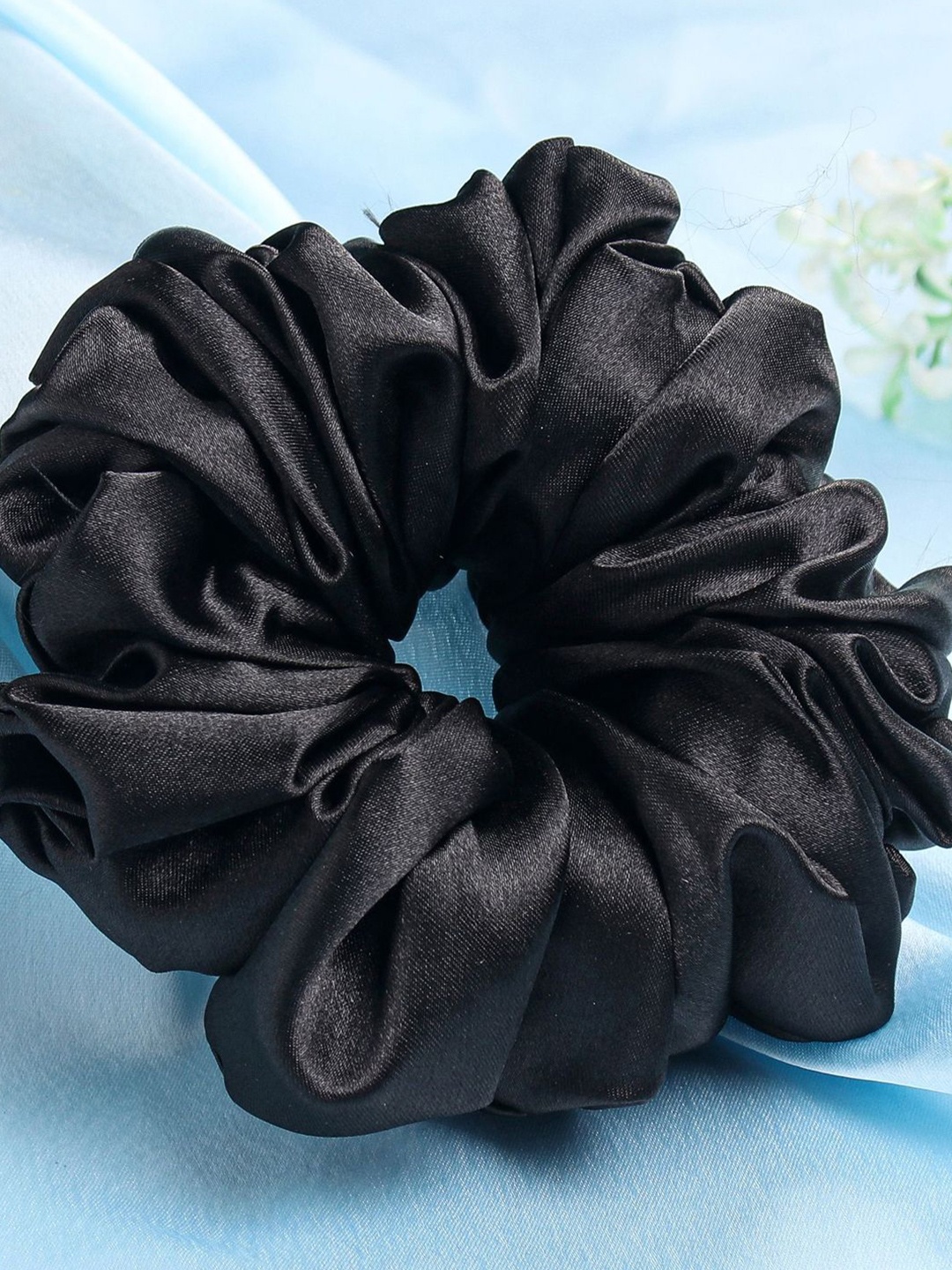 

fabula Women Satin Scrunchy Ponytail Holder, Black