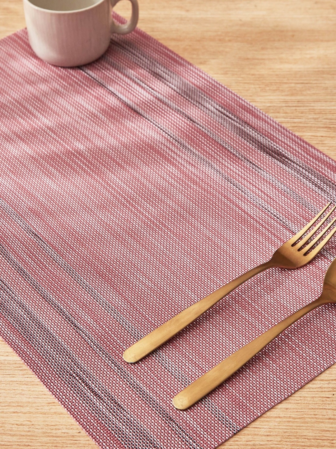 

Home Centre Eden 6-Pcs Pink Textured Rectangular Table Placemats
