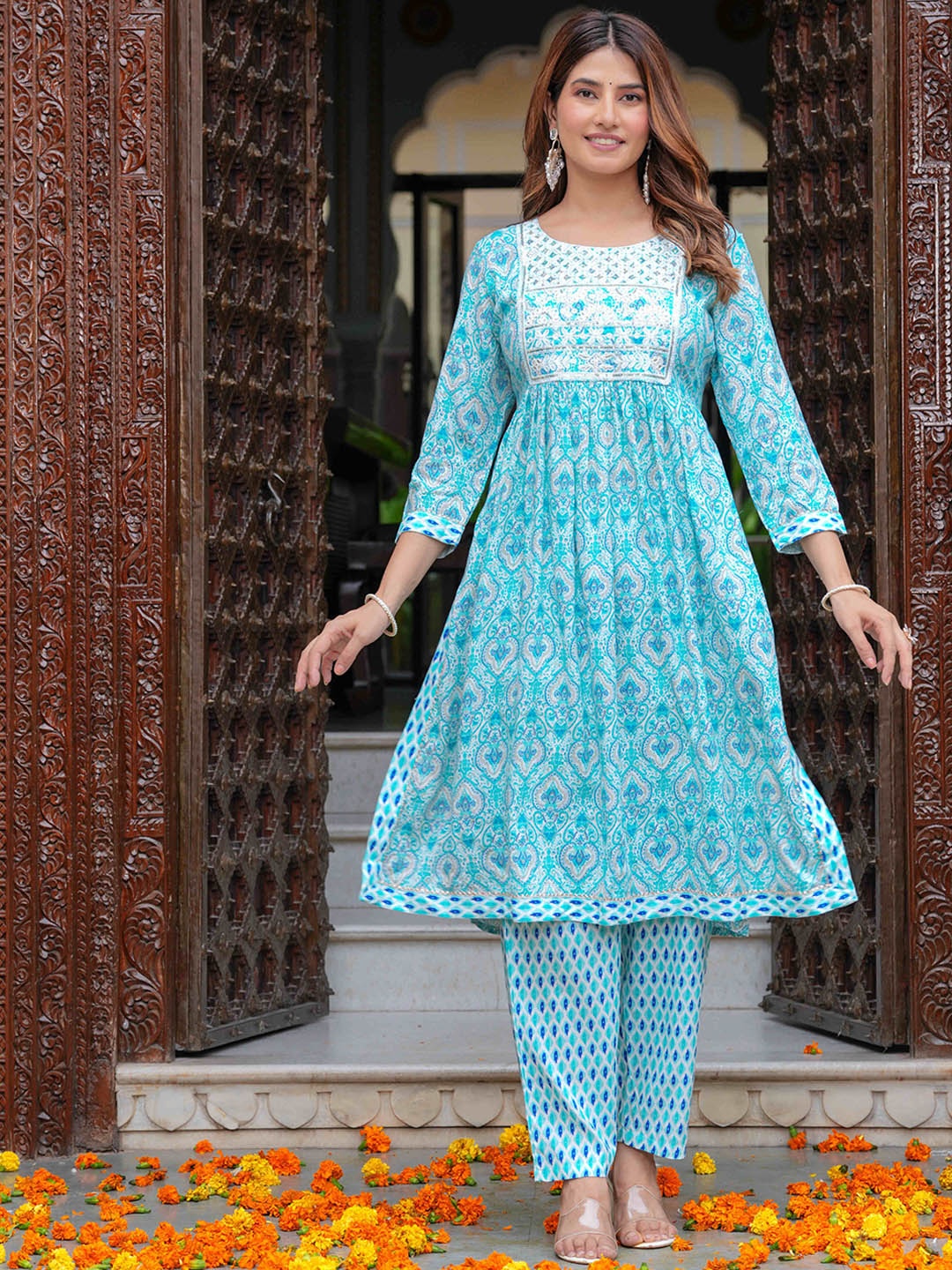 

SIDDHANAM Ethnic Motifs Embroidered Thread Work A-Line Kurta with Trouser, Blue