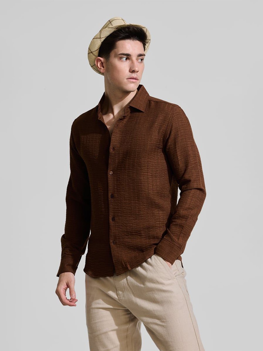 

Snitch Men Smart Spread Collar Solid Casual Shirt, Brown