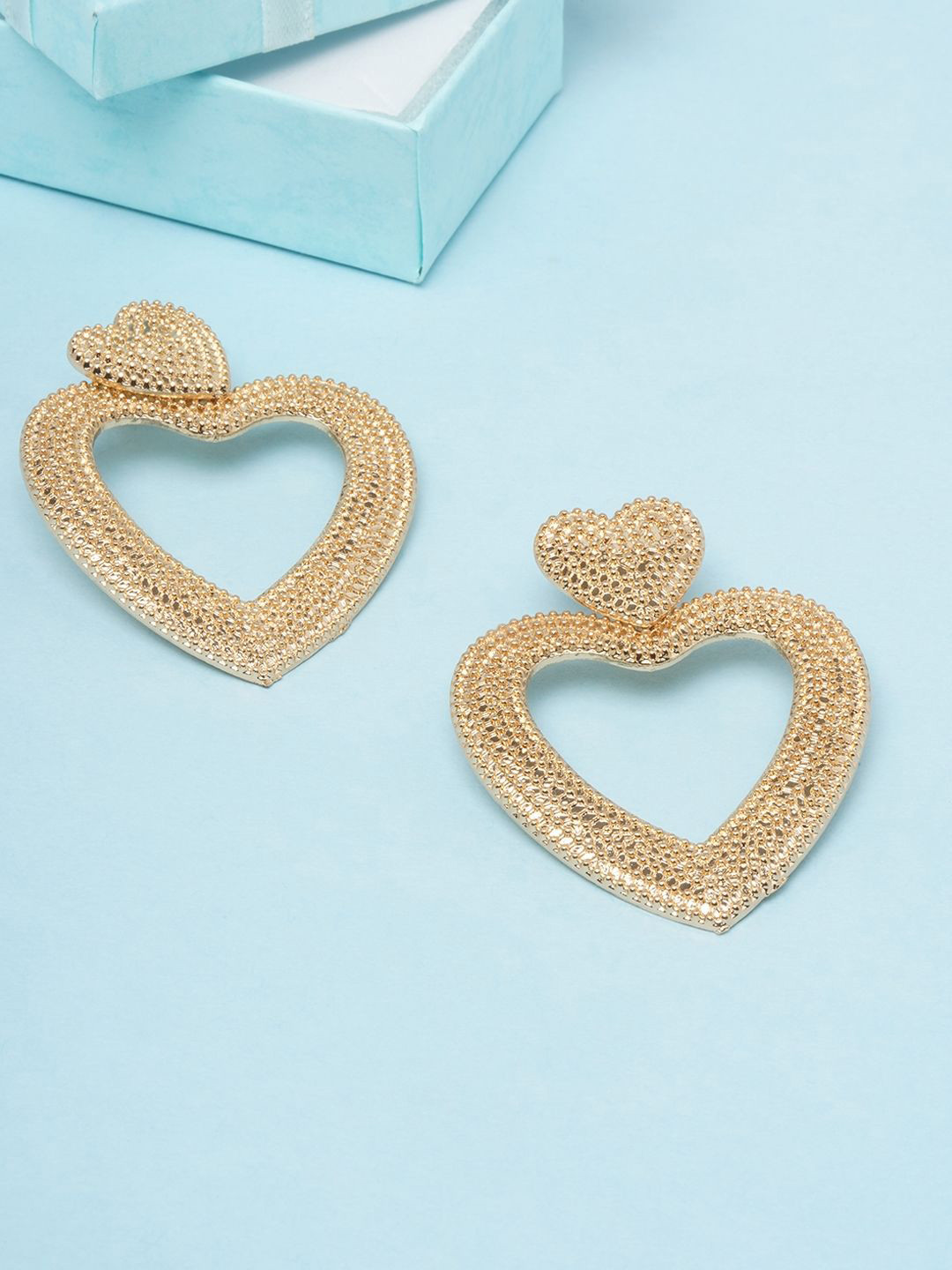 

KPOP Gold Plated Heart Shaped Drop Earrings