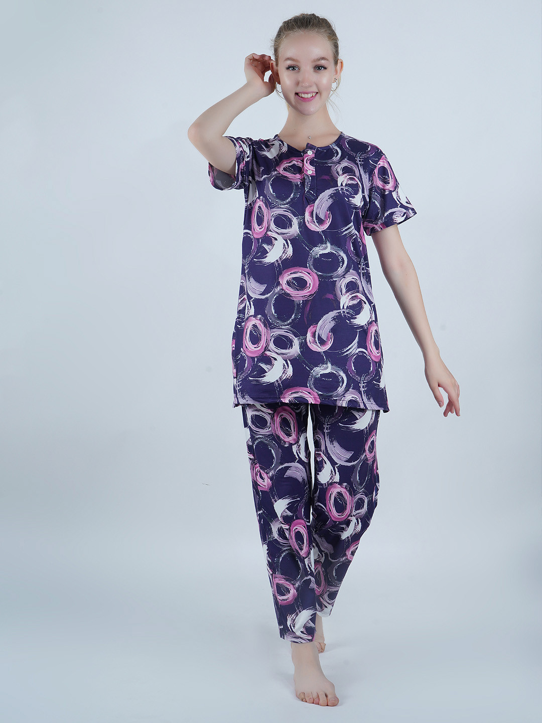 

SHYAM SONS FLAIR Women Geometric Printed Round Neck Night Suit, Blue