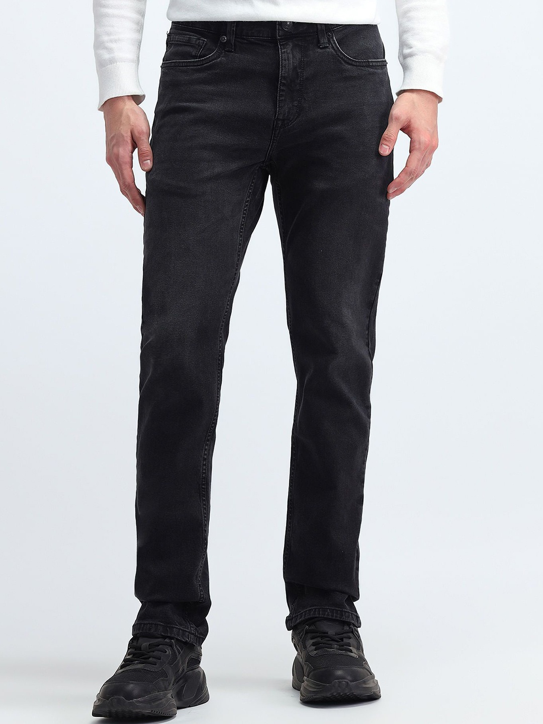 

Flying Machine Men Straight Fit Stretchable Jeans, Black