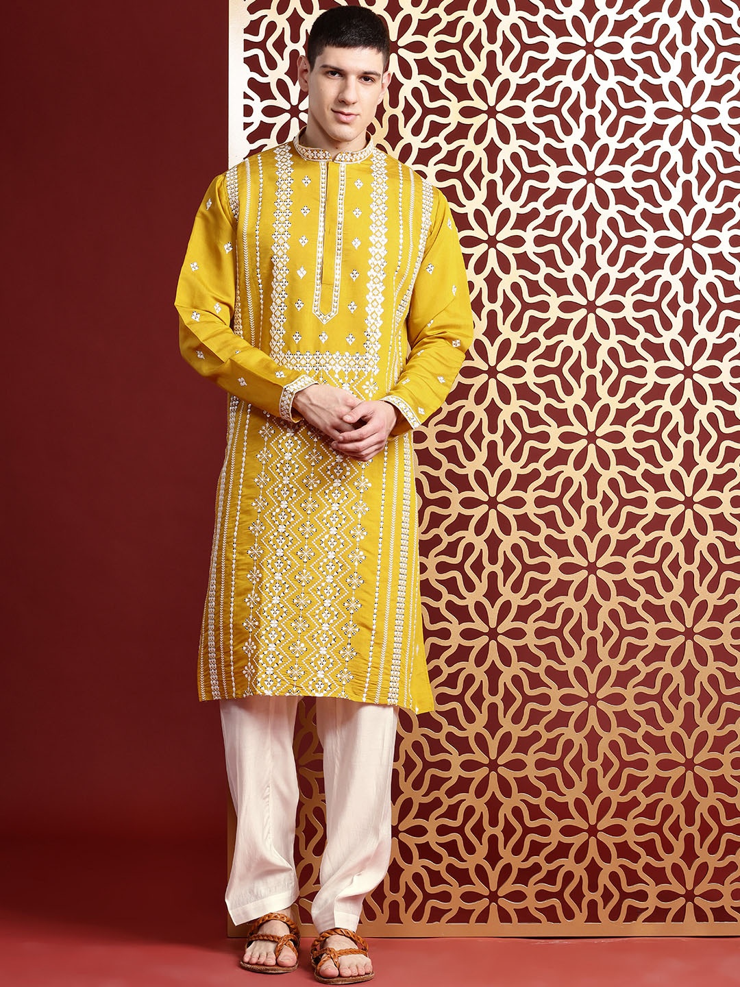 

MANQ Ethnic Motifs Embroidered Mandarin Collar Thread Work Straight Kurta, Yellow