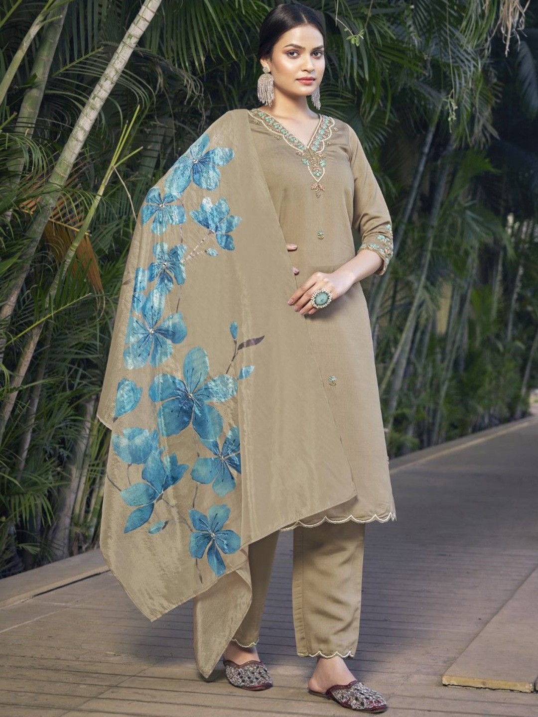 

HOUSE OF MIRA Women Kurta with Salwar & Dupatta Set, Brown