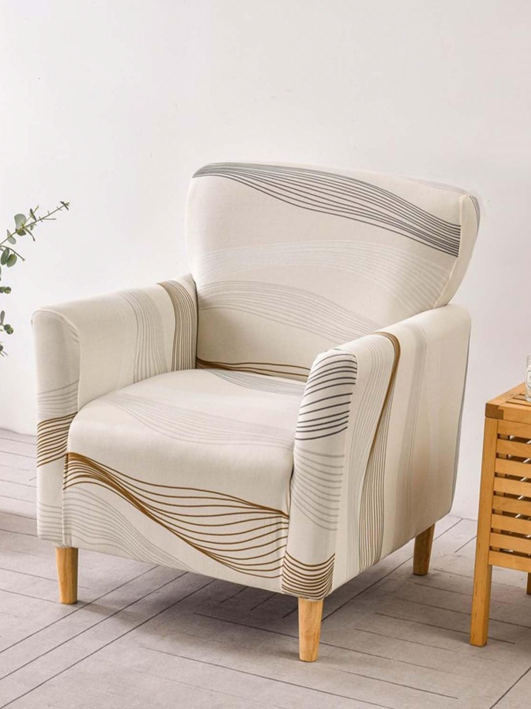 

HOUSE OF QUIRK Beige & White Single Seater Printed Polyester Sofa Cover With Arms