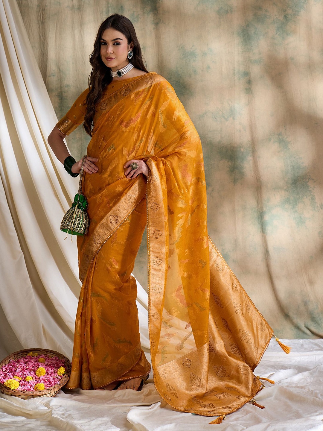 

Sangria Zari Woven Design Saree Comes With Blouse Piece, Gold