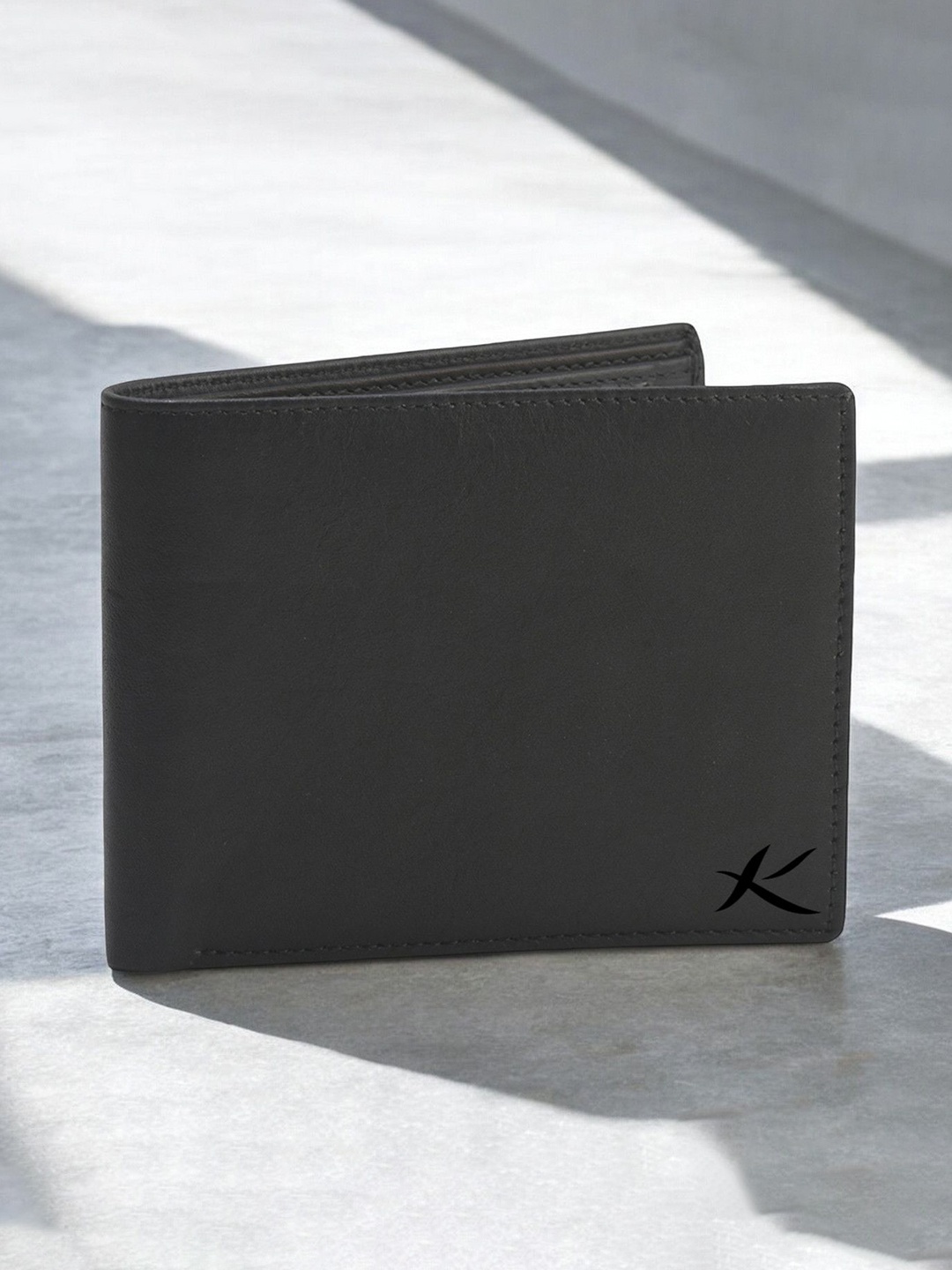 

Kastner Men Textured Leather Two Fold Wallet, Black