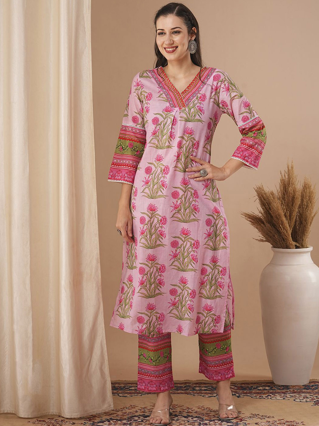 

FASHOR Women Floral Printed Regular Pure Cotton Kurta Set, Pink