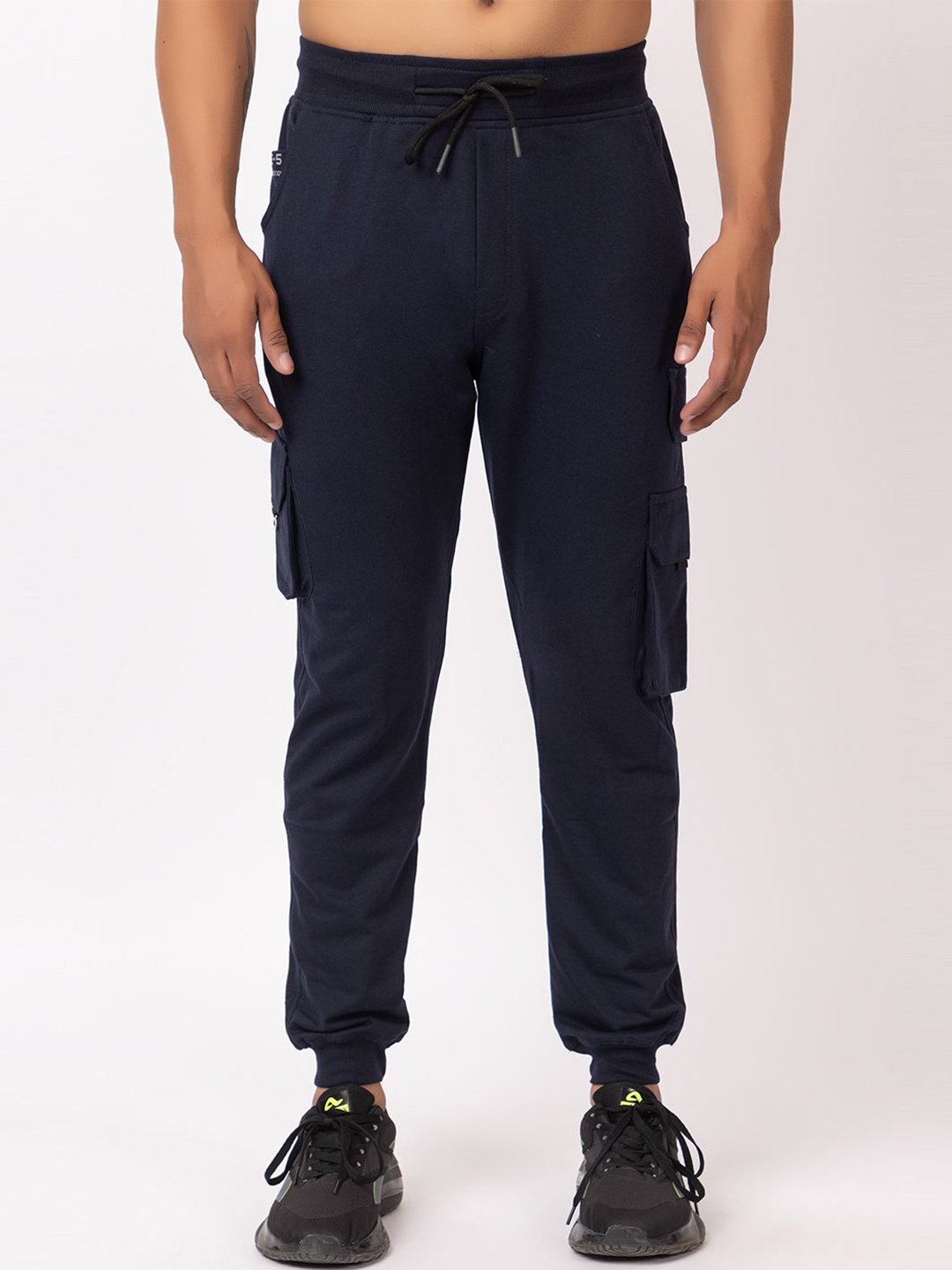 

GEE 5 Men Solid Mid Rise Joggers, Navy blue
