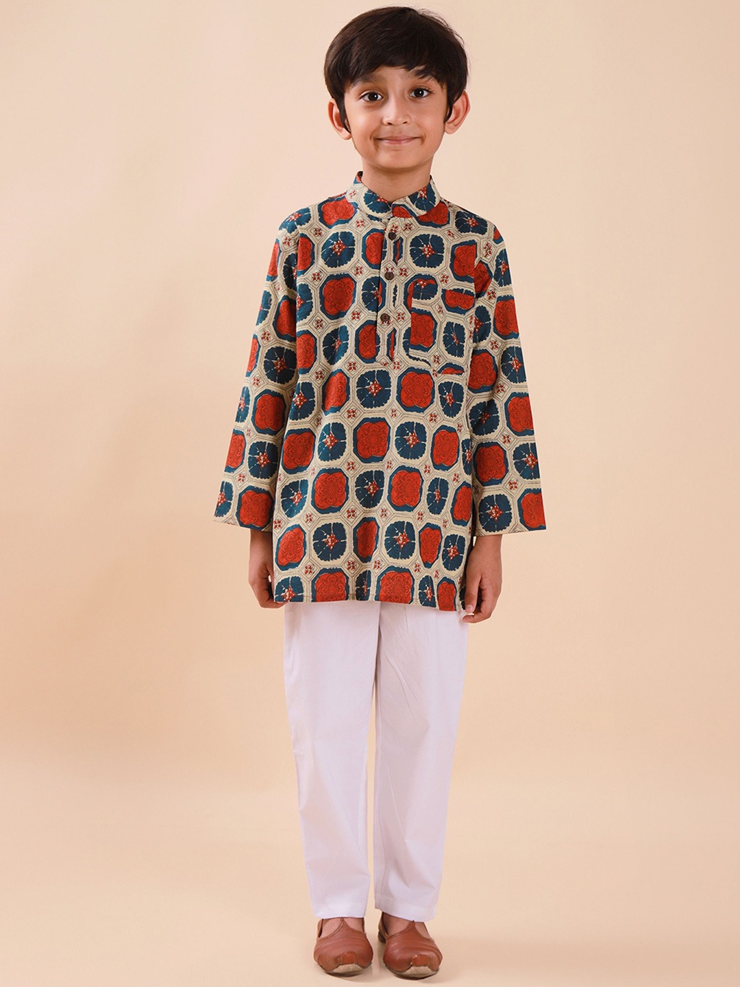 

Sangria Boys Printed Pure Cotton Straight Kurtas, Beige